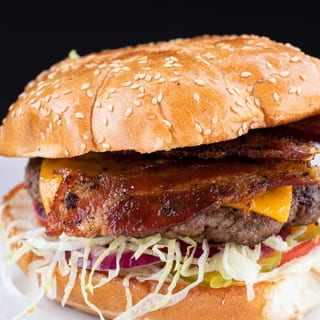 1/2lbs BACON CHEESEBURGER